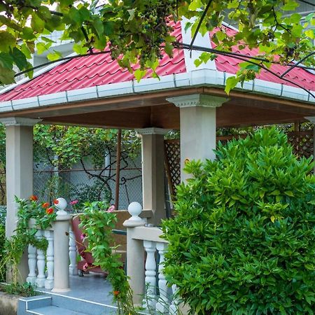 Apartamento Vakho House Kobuleti Exterior foto